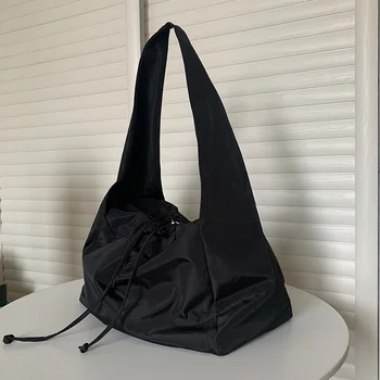 Женская сумка, новое нейлоновое ведро, модная однотонная мягкая сумка на молнии, кошельки и сумки, роскошная дизайнерская черная сумка-тоут