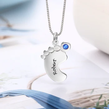 Модное ожерелье для мамы с подвеской для детских ножек, изготовленные на заказ ювелирные цепочки, ожерелье с персонализированным именем, ожерелье с камнем рождения