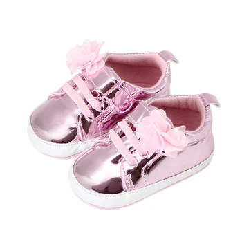 Обувь для кроватки для новорожденных девочек Блестящие металлические Кроссовки с высоким берцем, Первые ходунки для новорожденных