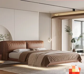 Подвесная кровать из натуральной кожи Современная простая двуспальная кровать в главной спальне Маленькая семейная подвесная кровать в кремовом стиле